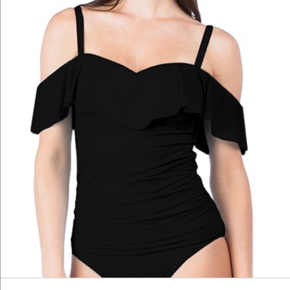 Kenneth Cole Reaction cold shoulder tankini top